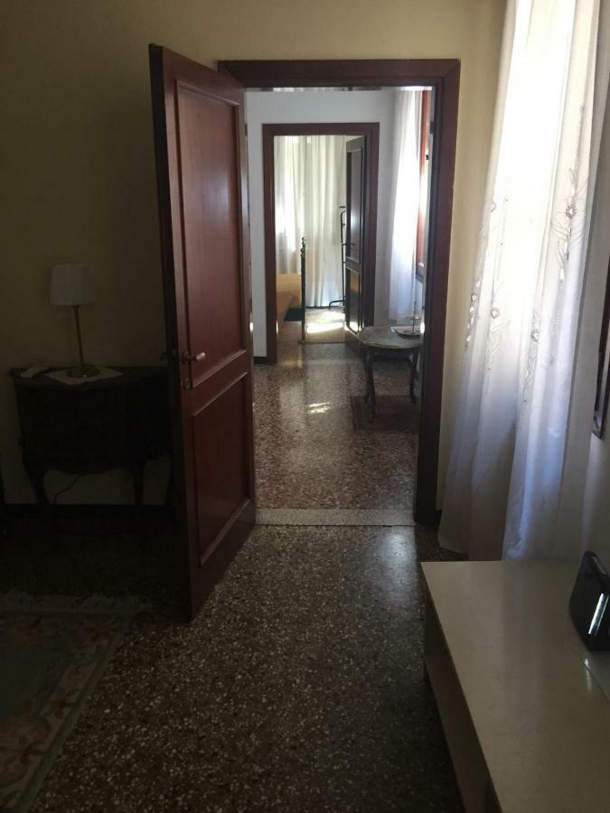 Appartamento Ruga Giuffa Benátky Exteriér fotografie