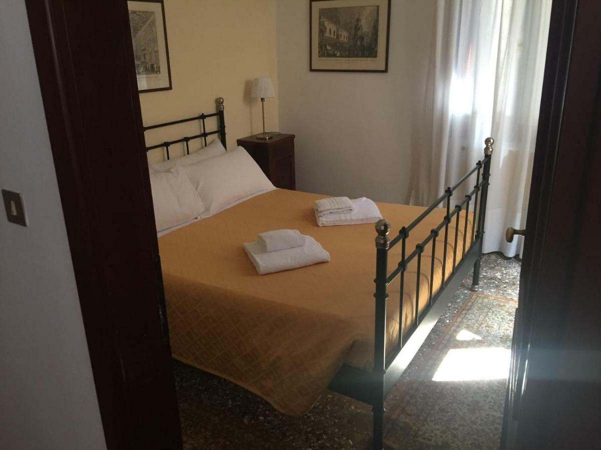 Appartamento Ruga Giuffa Benátky Exteriér fotografie